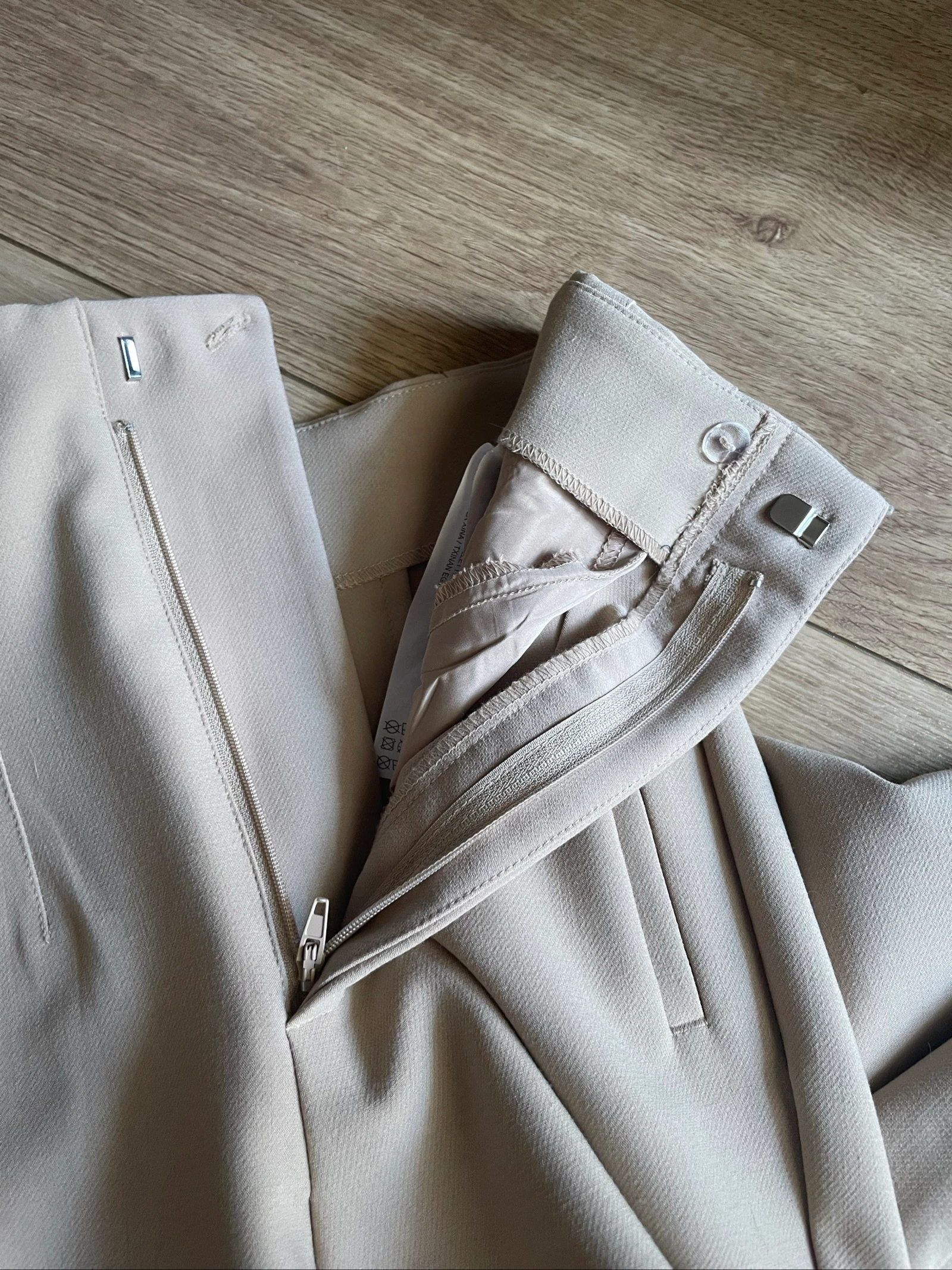 Calça social bege Stradivarius tamanho PP – photo 8